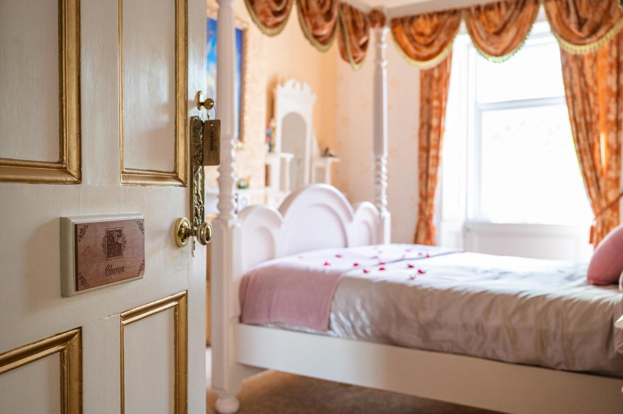Enchanted Manor Niton Екстериор снимка